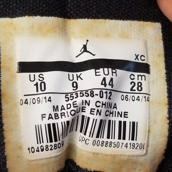 Air Jordan 1 Low Sneaker Mens Sz 10 US Black Grey Red 553558-012 Shoe - Picture 8 of 11